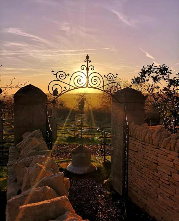 The Rudloe Near Bath - Marco Pierre White Hotell Corsham Exteriör bild