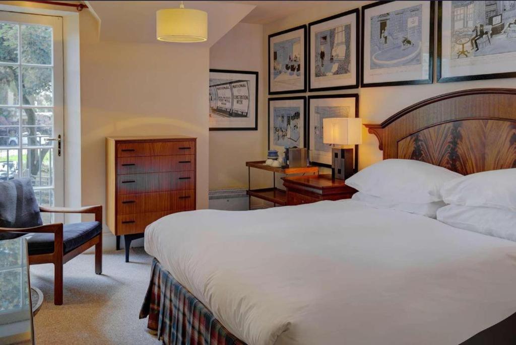 The Rudloe Near Bath - Marco Pierre White Hotell Corsham Exteriör bild
