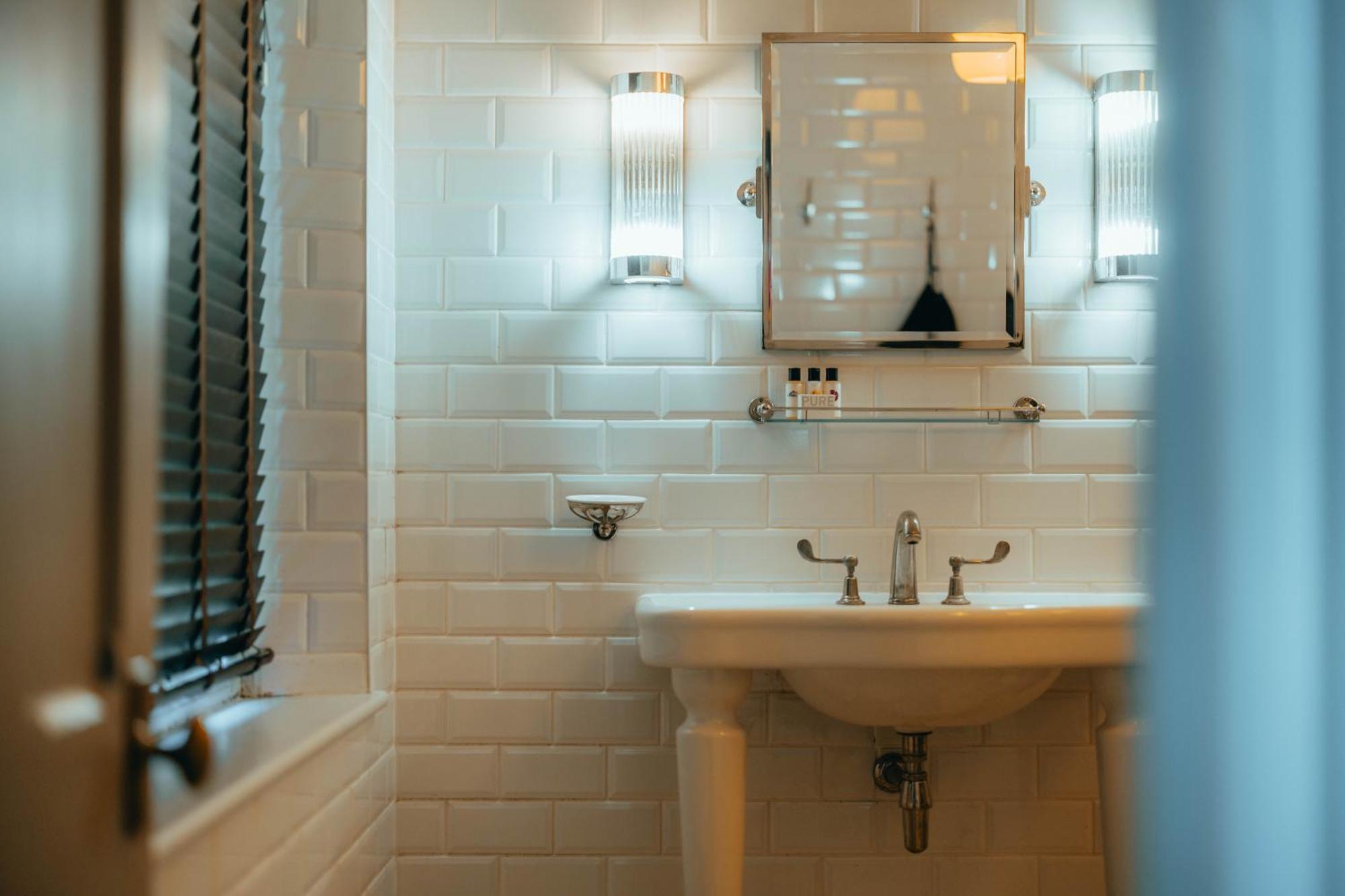 The Rudloe Near Bath - Marco Pierre White Hotell Corsham Exteriör bild